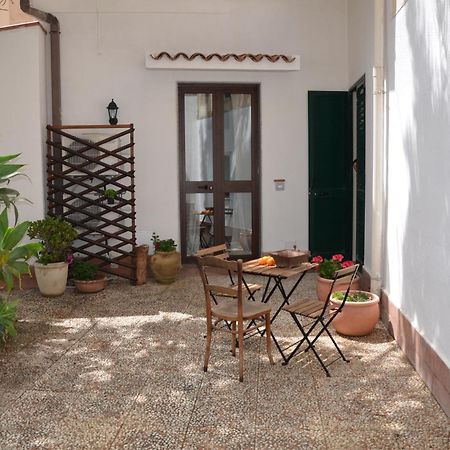 Ilgiardinodilina Apartamento Agrigento Exterior foto