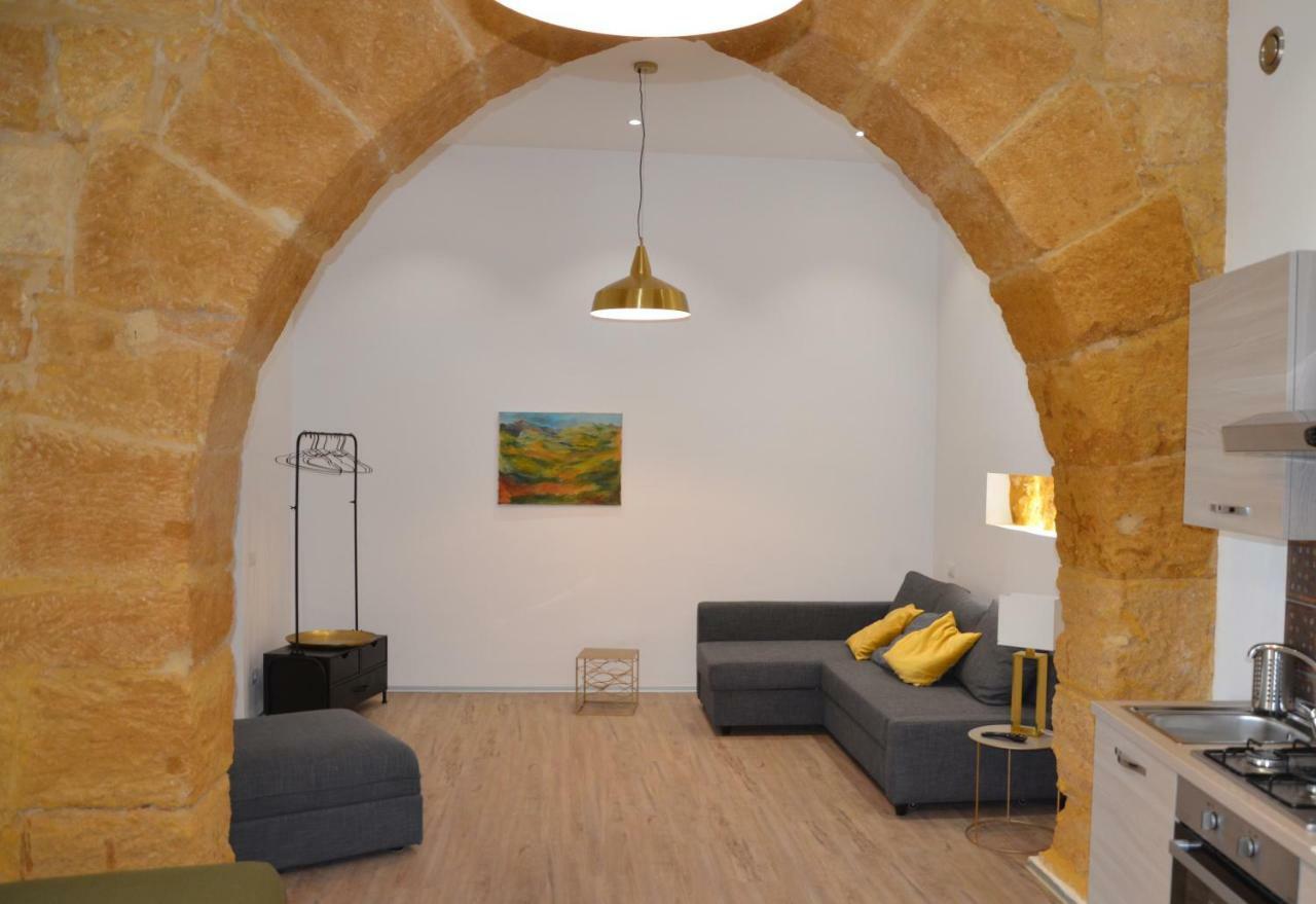 Ilgiardinodilina Apartamento Agrigento Exterior foto