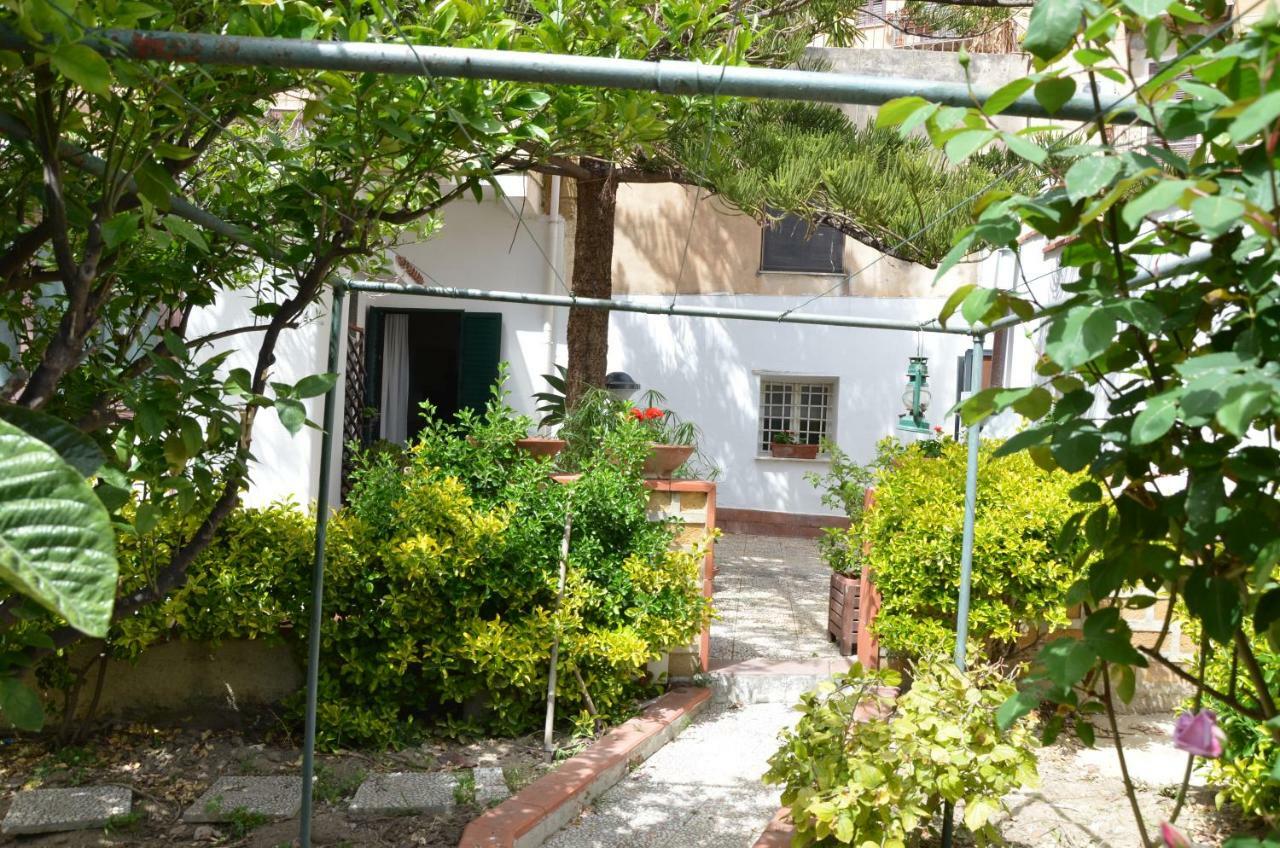 Ilgiardinodilina Apartamento Agrigento Exterior foto